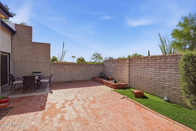 5934 N Placita Del Conde, Tucson, AZ 85718