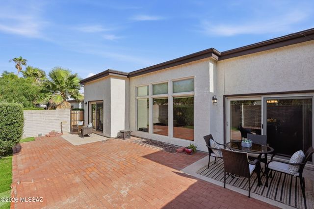 5934 N Placita Del Conde, Tucson, AZ 85718