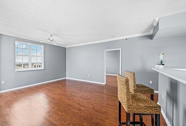 616 Clearwater Park Road 1112, West Palm Beach, FL 33401