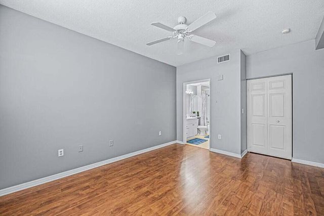616 Clearwater Park Road 1112, West Palm Beach, FL 33401