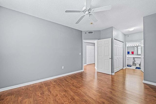616 Clearwater Park Road 1112, West Palm Beach, FL 33401