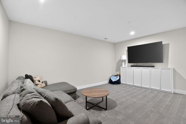 667 LEVERING ST, Blue Bell, PA 19422