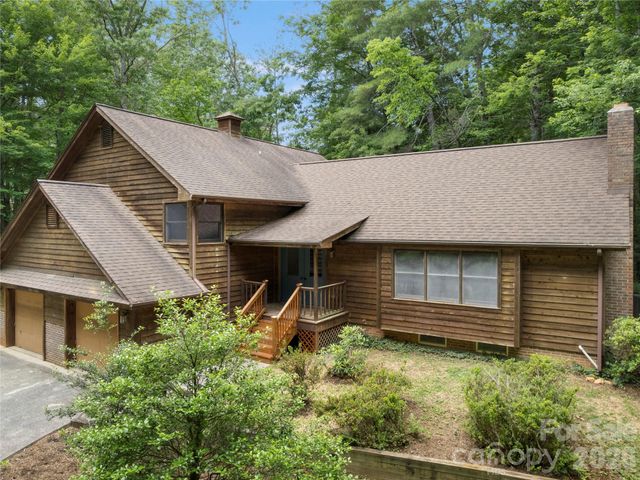 11 Tree Top Drive, Arden, NC 28704