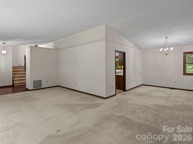 11 Tree Top Drive, Arden, NC 28704