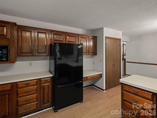 11 Tree Top Drive, Arden, NC 28704