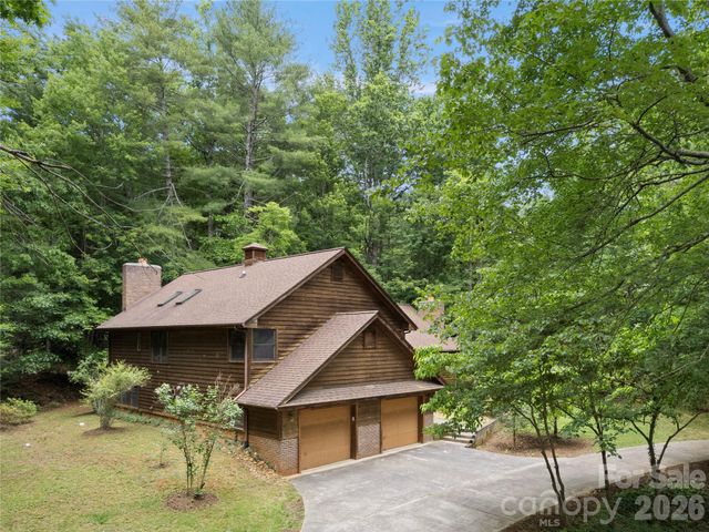 11 Tree Top Drive, Arden, NC 28704