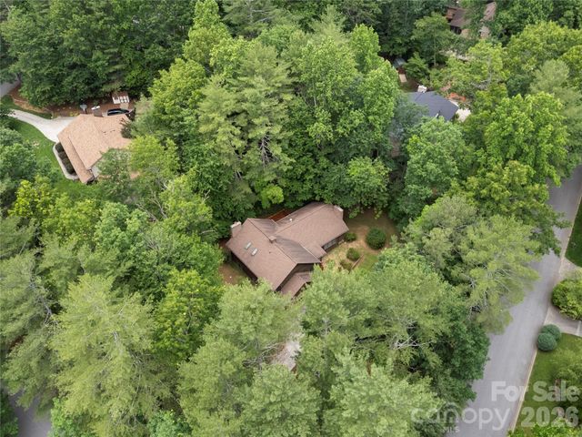 11 Tree Top Drive, Arden, NC 28704