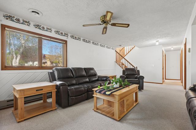 613 24th Street SE, Willmar, MN 56201