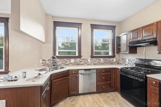4767 Highridge Avenue, Cincinnati, OH 45238