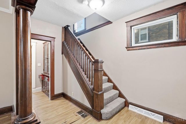 4767 Highridge Avenue, Cincinnati, OH 45238