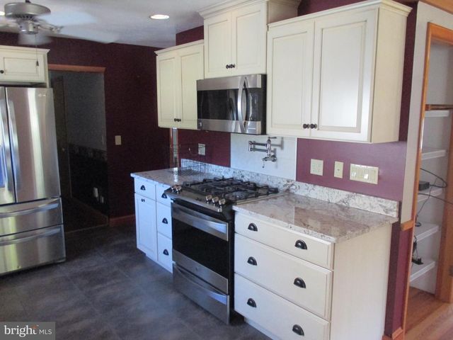 114 PINE SWAMP RD, Keyser, WV 26726