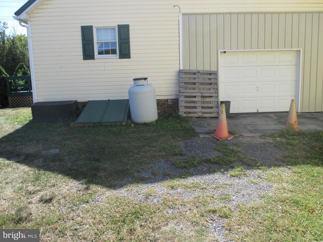 114 PINE SWAMP RD, Keyser, WV 26726