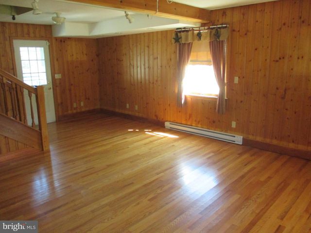 114 PINE SWAMP RD, Keyser, WV 26726