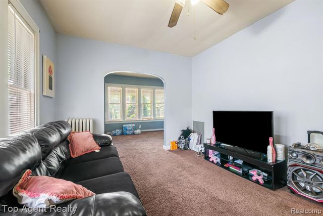 3958 Buckingham Avenue, Detroit, MI 48224