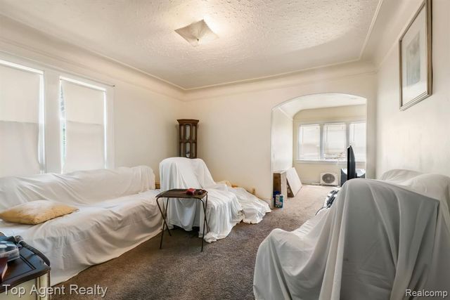3958 Buckingham Avenue, Detroit, MI 48224