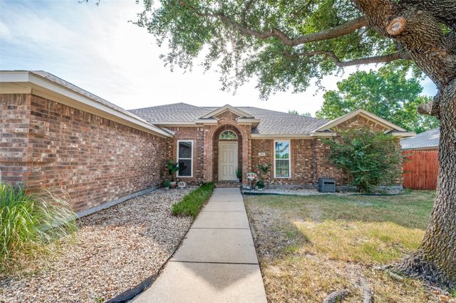 408 Hardwicke Lane, Little Elm, TX 75068