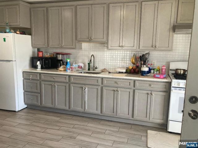 131-133 Delancy Street, Newark, NJ 07105