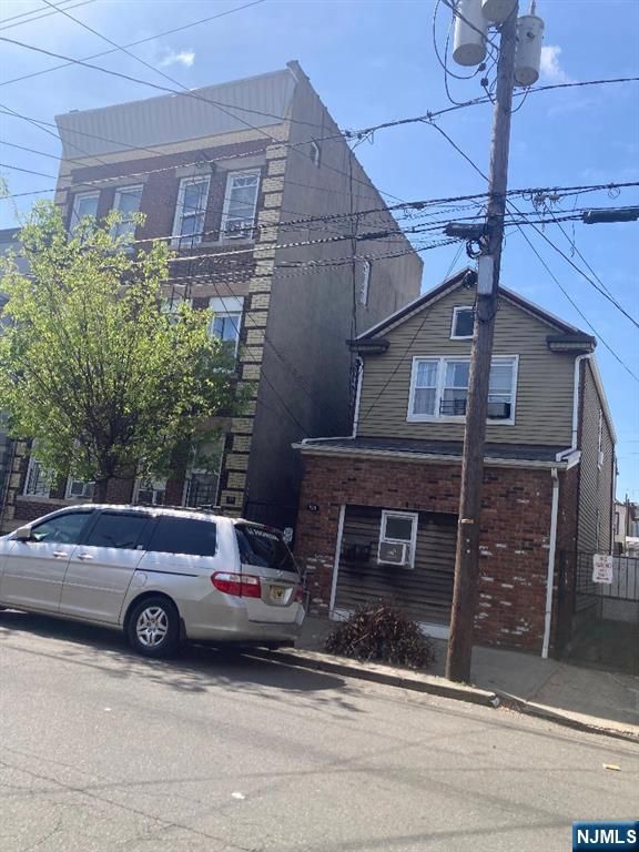 131-133 Delancy Street, Newark, NJ 07105