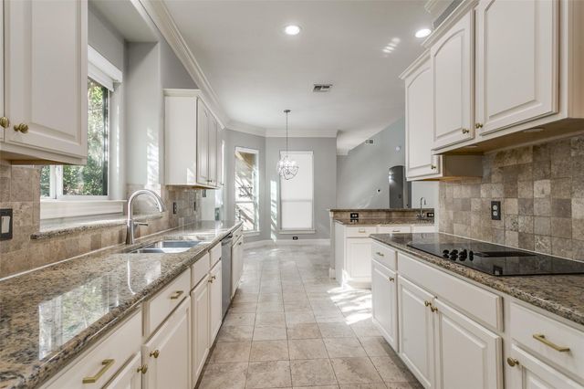 18911 Las Vistas, San Antonio, TX 78258