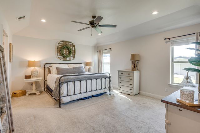 103 Tall Pine Drive, Godley, TX 76044