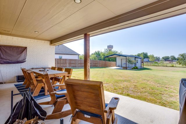 103 Tall Pine Drive, Godley, TX 76044