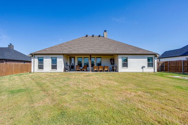 103 Tall Pine Drive, Godley, TX 76044