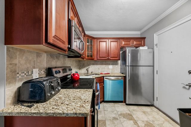 47 Alvarado Ave 1D, Worcester, MA 01604