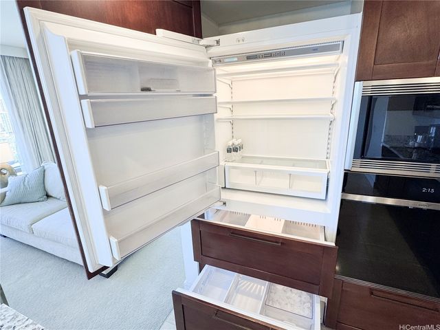 223 Saratoga Road 2601, Honolulu, HI 96815