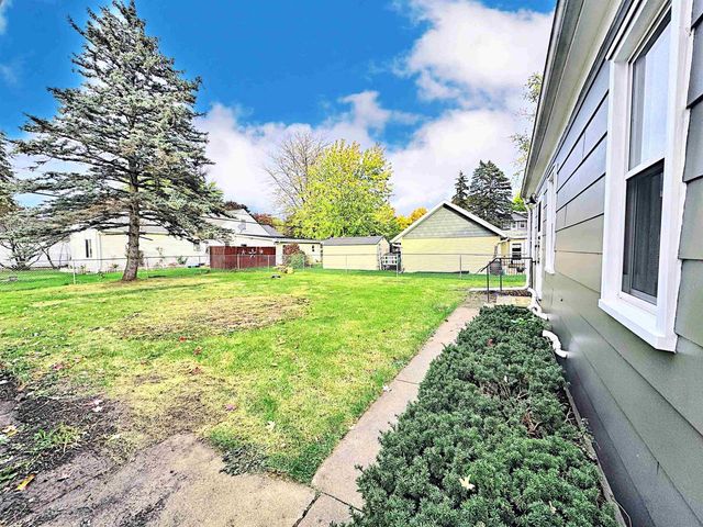 310 W RYAN STREET, Brillion, WI 54110