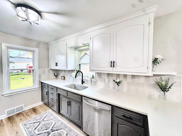 310 W RYAN STREET, Brillion, WI 54110