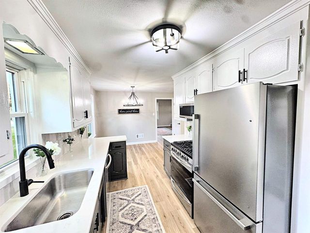 310 W RYAN STREET, Brillion, WI 54110