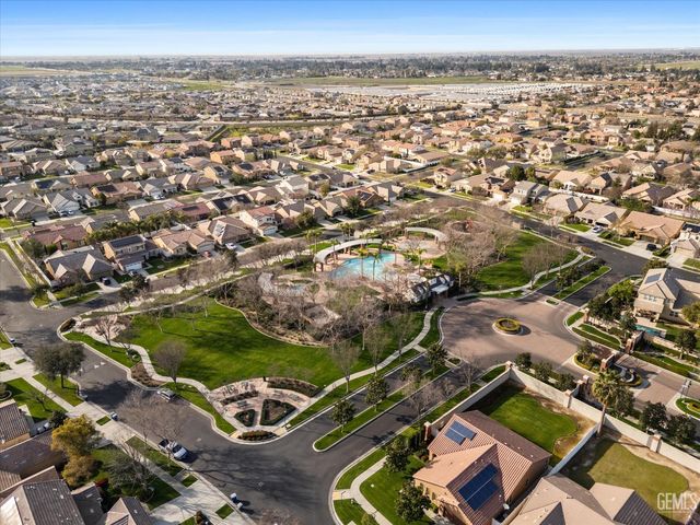 14610 Bottlebrush Drive, Bakersfield, CA 93314