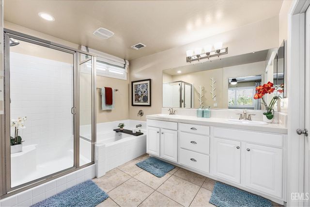 14610 Bottlebrush Drive, Bakersfield, CA 93314