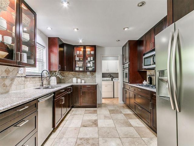 7309 N Hammond Avenue, Warr Acres, OK 73132