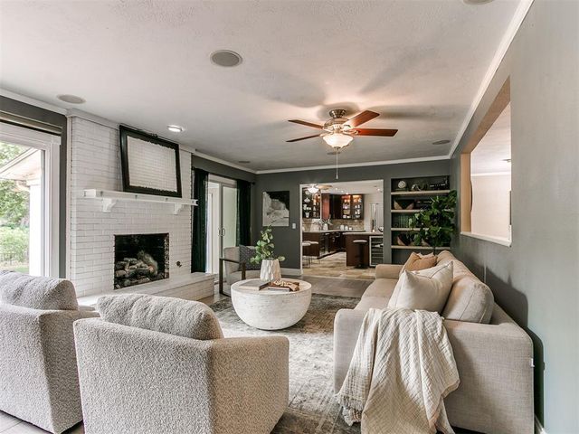7309 N Hammond Avenue, Warr Acres, OK 73132