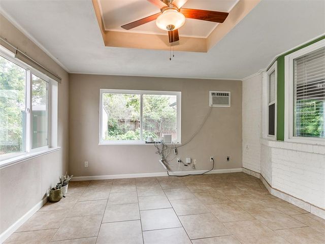 7309 N Hammond Avenue, Warr Acres, OK 73132