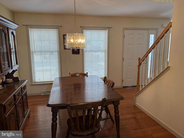 140 THOMAS DR, York, PA 17404