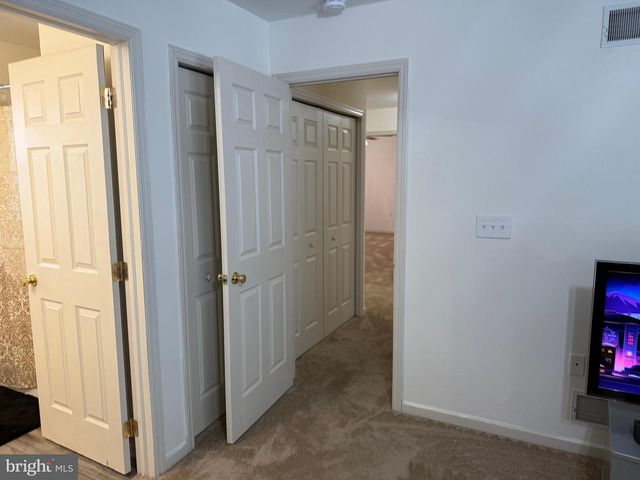 140 THOMAS DR, York, PA 17404