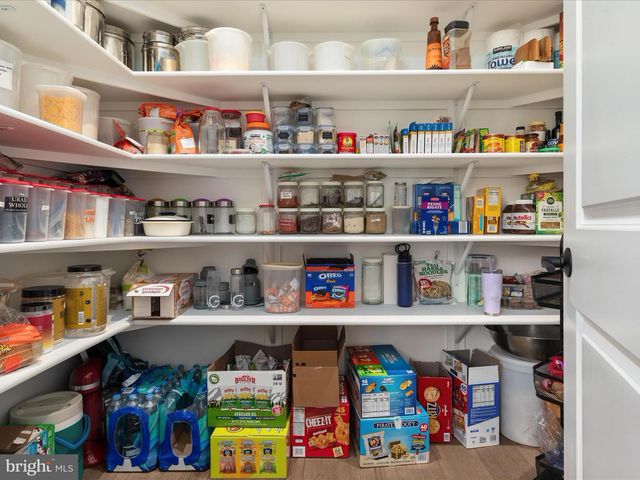 3557 ORCHID POND WAY, Oakton, VA 22124