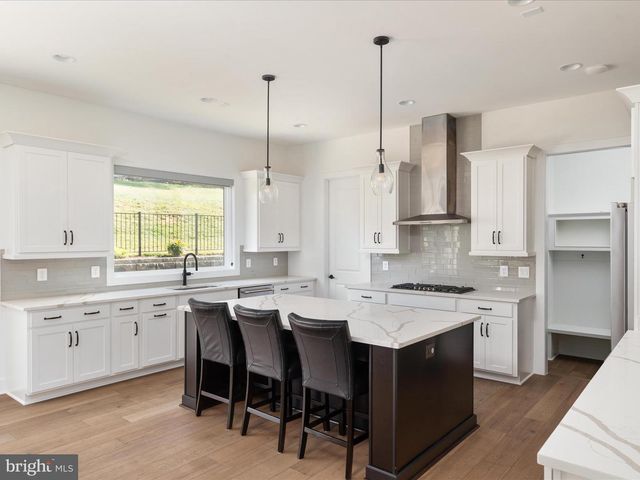 3557 ORCHID POND WAY, Oakton, VA 22124