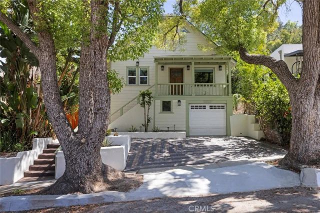 5850 Burwood Ave, Los Angeles, CA 90042