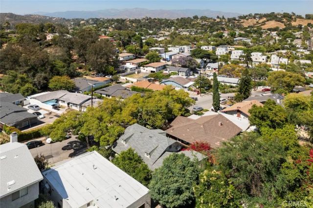 5850 Burwood Ave, Los Angeles, CA 90042