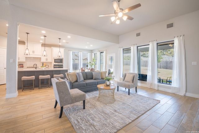 30810 Silverado Spur, Bulverde, TX 78163