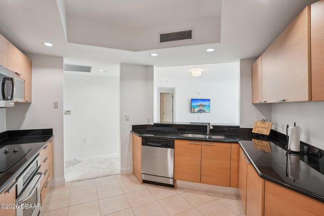 231 Riverside Dr Unit 807, Holly Hill, FL 32117