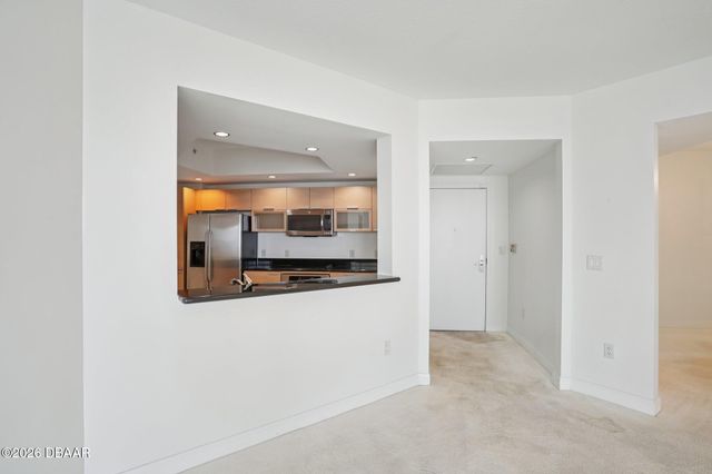 231 Riverside Dr Unit 807, Holly Hill, FL 32117