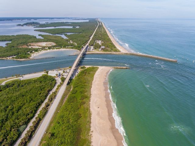 5790 marina Drive 2, Sebastian, FL 32958