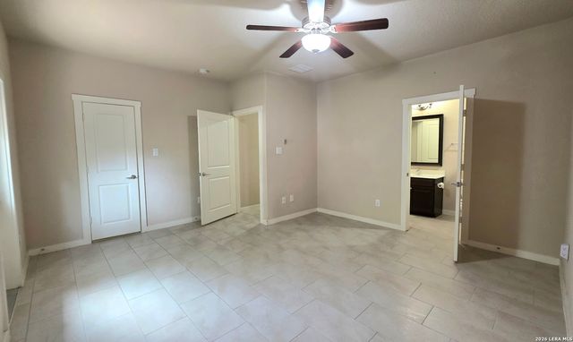 3831 HARRY WURZBACH RD BLDG 21, San Antonio, TX 78209
