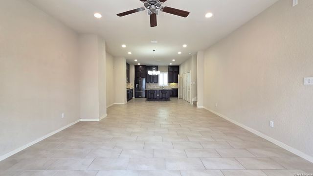 3831 HARRY WURZBACH RD BLDG 21, San Antonio, TX 78209