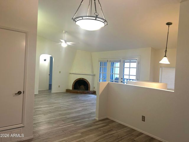 7300 N Dreamy Draw Drive Unit 221, Phoenix, AZ 85020