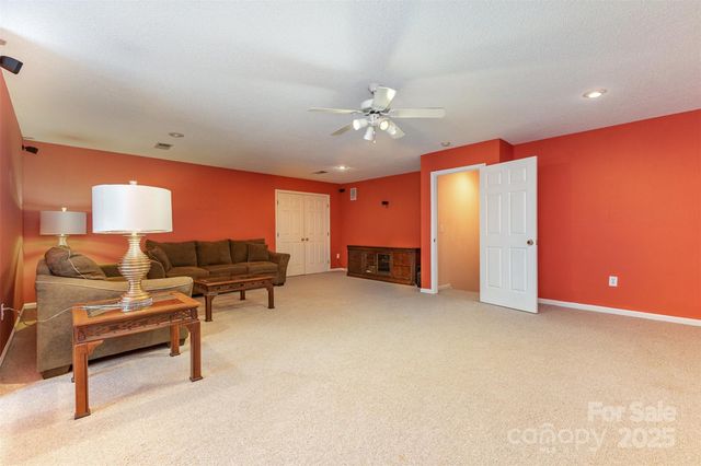 5619 Weddington Road, Concord, NC 28027